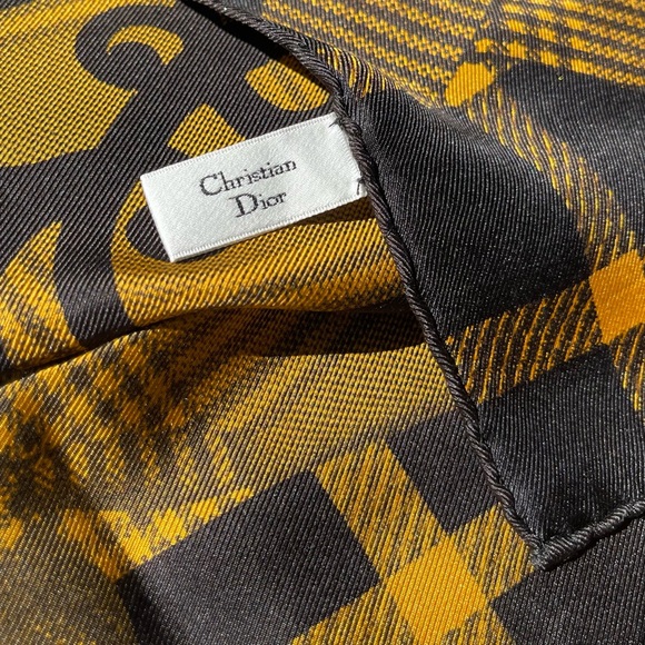 Christian Dior Vintage Silk Scarf in retro print - Picture 14 of 16